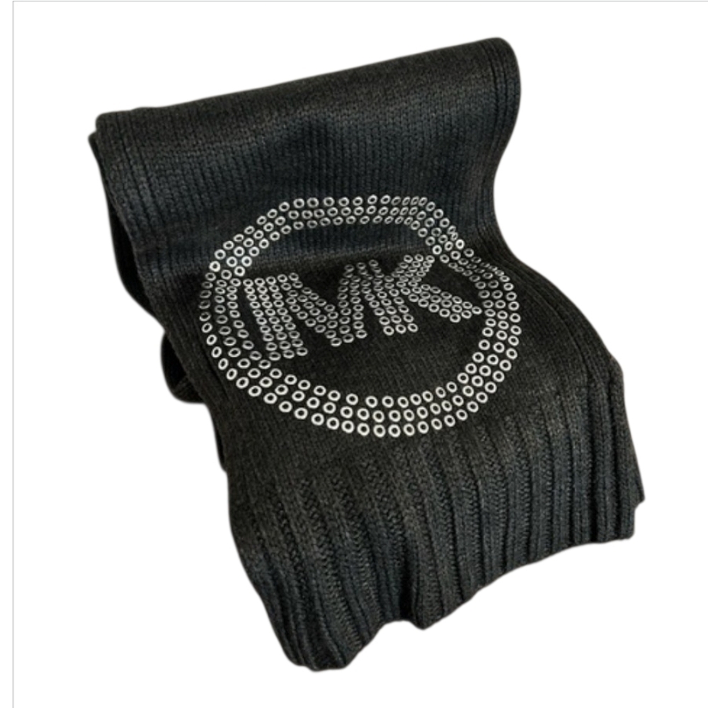 Michael Kors Charcoal Knit Scarf With Silver Studded Logo NEW - Picture 4 of 6